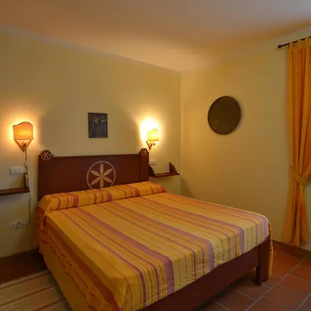Dom wakacyjny 2 Bedroom Awesome In